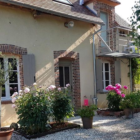 Bed and Breakfast Magnolia54 Louesme Exteriér fotografie